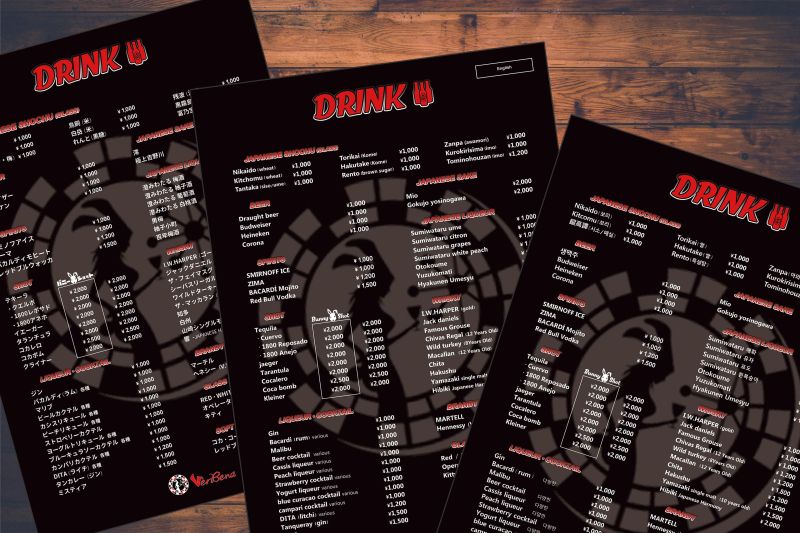 ガールズバーさんのメニュー表を制作させていただきました。（日本語、英語、韓国語、中国語対応）